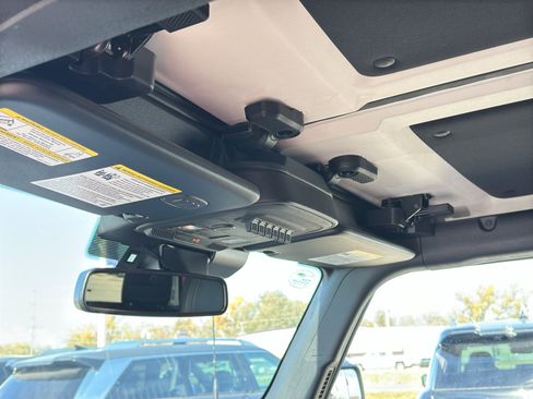 New 2025 Ford Bronco Badlands image 26