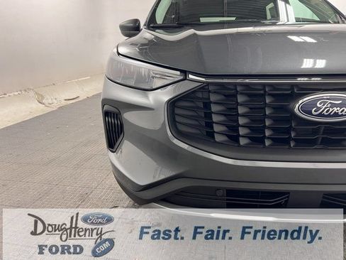 New 2026 Ford Escape Active w/ Active Premium Tech Pack FWD image 10