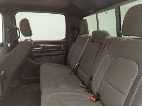 Used 2019 RAM 1500 Big Horn AWD/4WD image 18