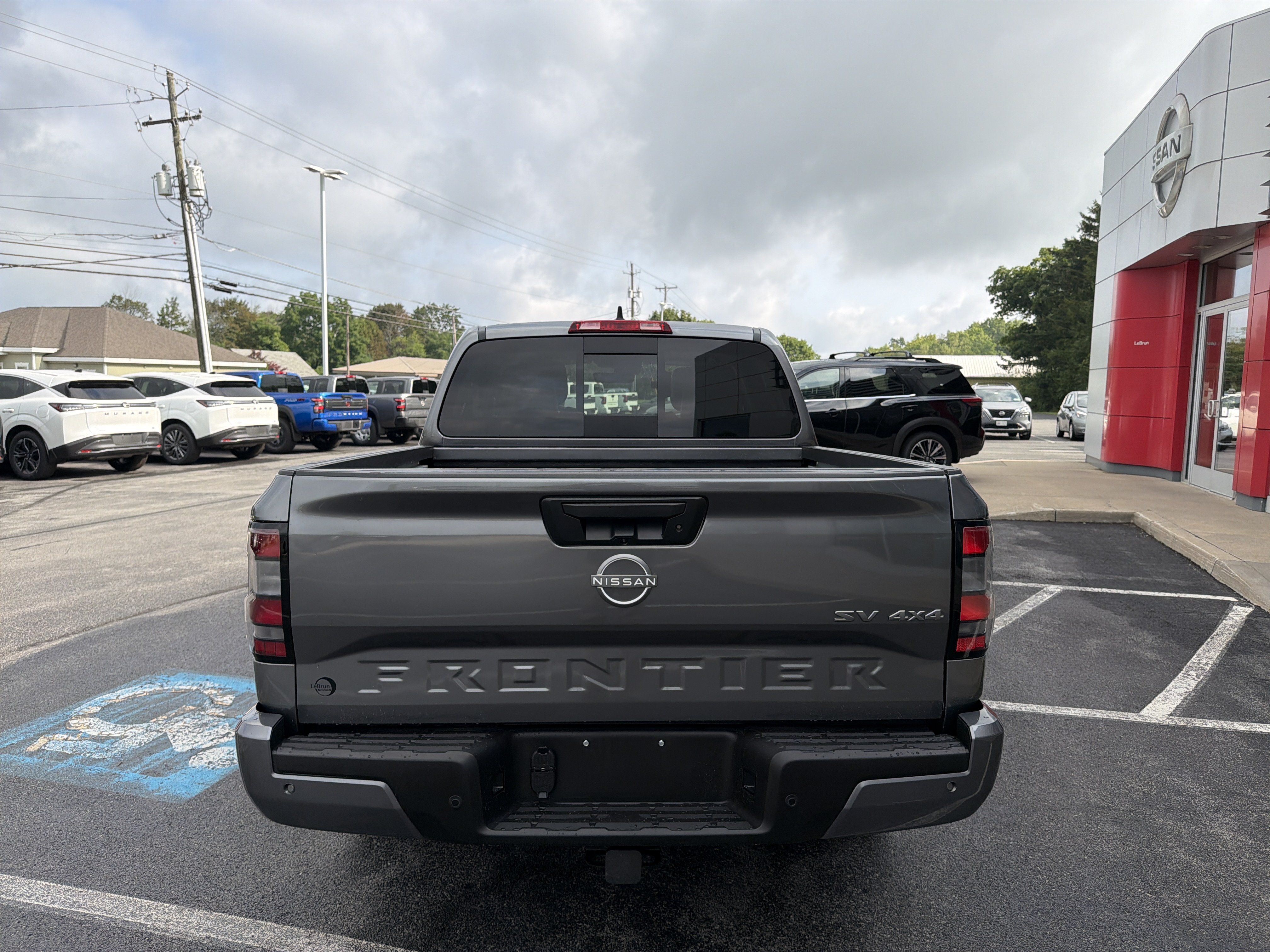 Certified 2023 Nissan Frontier SV w/ SV Premium Package AWD/4WD image 7