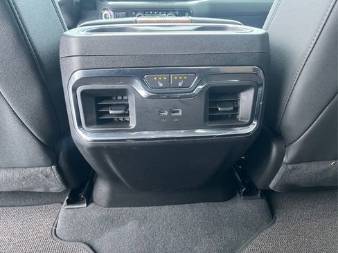 Used 2024 Chevrolet Silverado 2500 High Country w/ Technology Package image 21