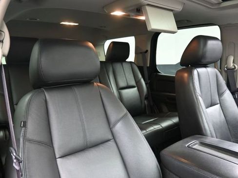 Used 2013 Chevrolet Tahoe LT AWD/4WD image 29