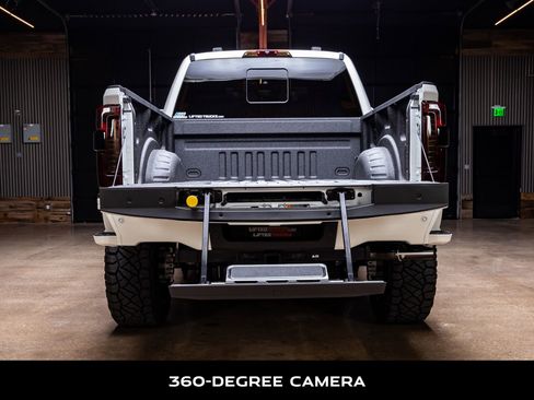 Used 2024 Ford F250 King Ranch w/ Chrome Package image 8