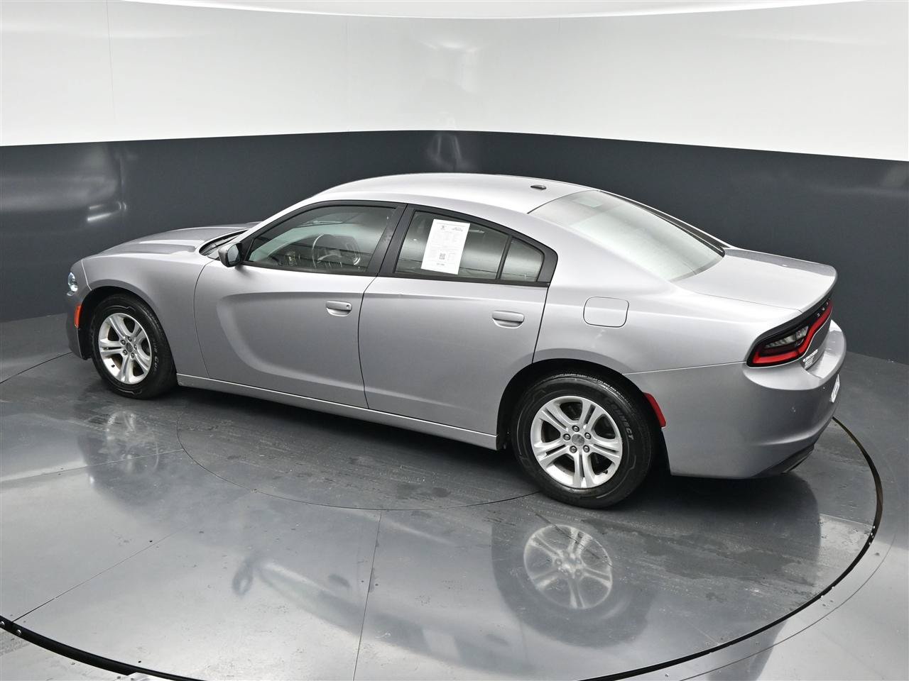 Used 2016 Dodge Charger SE w/ Popular Equipment Group RWD image 25