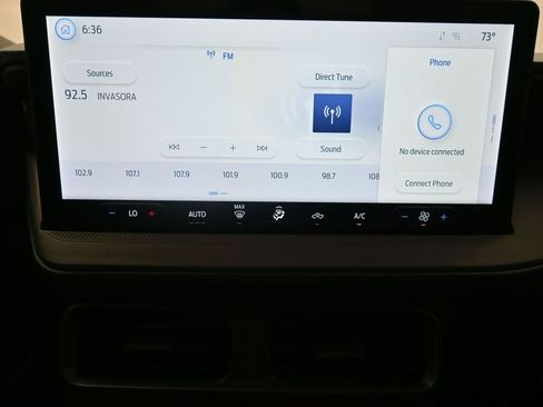 Used 2025 Ford Maverick XL w/ Equipment Group 102A image 9