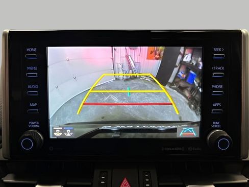 Used 2019 Toyota RAV4 Limited image 20