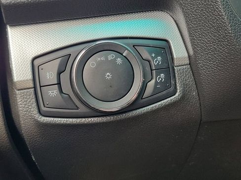 Used 2015 Ford Explorer XLT w/ Equipment Group 202B AWD/4WD image 20