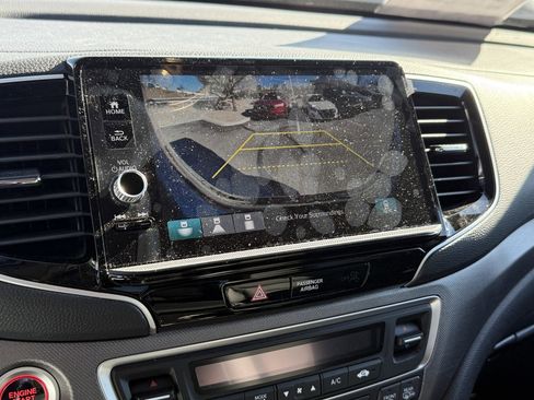 Certified 2025 Honda Ridgeline RTL image 15