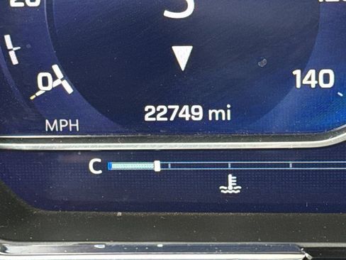 Used 2025 Chevrolet Silverado 1500 LT image 23