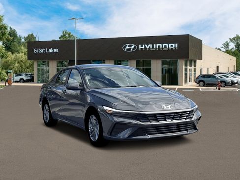 New 2026 Hyundai Elantra Blue image 11