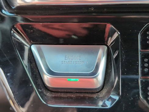 Used 2024 GMC Sierra 3500 Denali Ultimate image 35