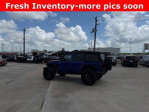 Used 2018 Jeep Wrangler Unlimited Sport S AWD/4WD image 5