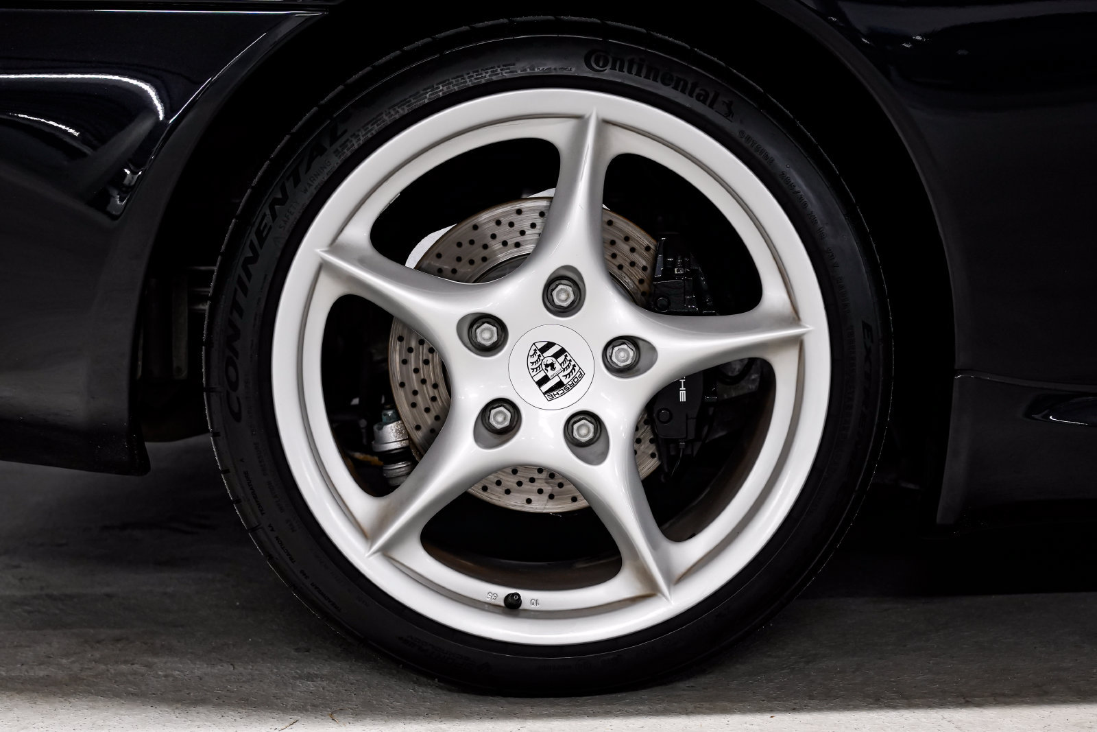 Used 2003 Porsche 911 Carrera RWD image 45