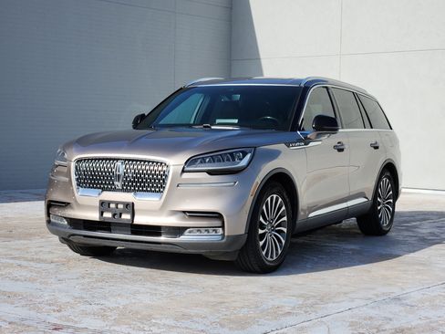Used 2020 Lincoln Aviator Reserve w/ Equipment Group 201A RWD image 4