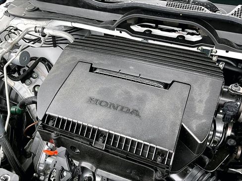 Used 2025 Honda Pilot EX-L image 32