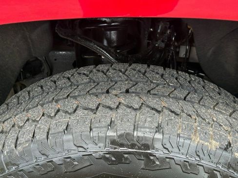 Used 2025 Chevrolet Silverado 1500 LT Trail Boss w/ Convenience Package II image 13