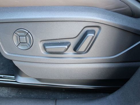 New 2025 Audi Q5 Premium Plus image 26