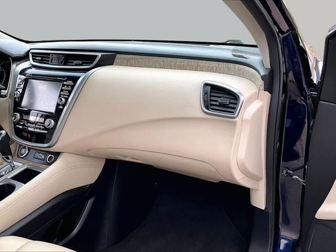 Used 2023 Nissan Murano SV FWD image 19