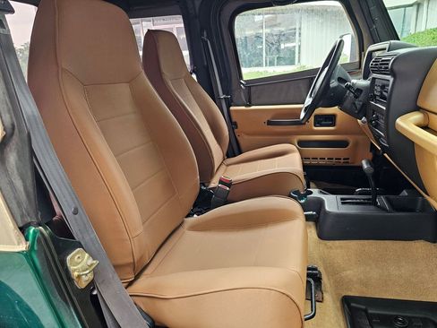 Used 1997 Jeep Wrangler SE AWD/4WD image 10