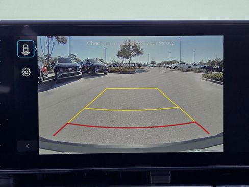 New 2026 Hyundai Kona SE image 19