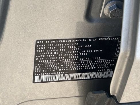 Used 2024 Volkswagen Taos SE FWD image 35
