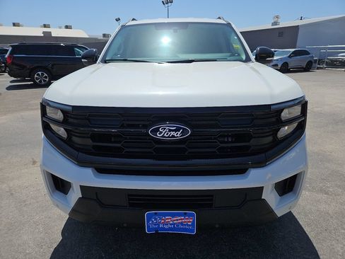 New 2027 Ford Expedition Active RWD image 3