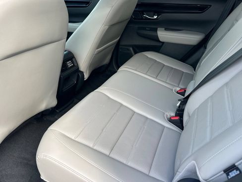 Used 2023 Honda CR-V EX-L image 12