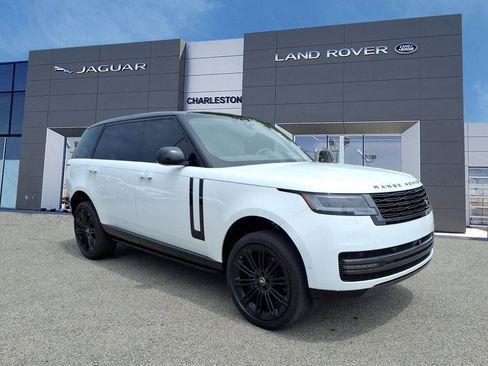 Used 2025 Land Rover Range Rover Long Wheelbase SE AWD/4WD image 7