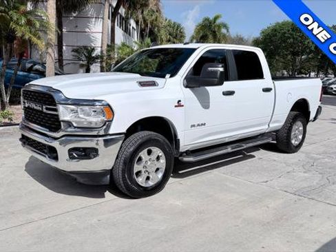 Used 2024 RAM 2500 Big Horn w/ Off Road Package AWD/4WD image 2