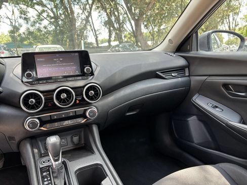 Used 2025 Nissan Sentra S FWD image 33