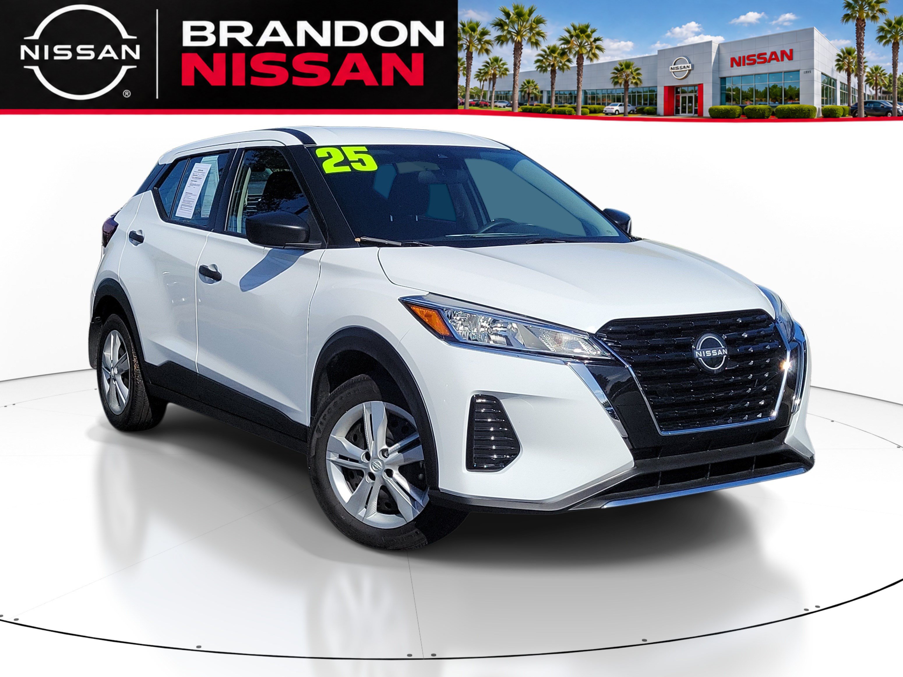 Certified 2025 Nissan Kicks Play S FWD image 1
