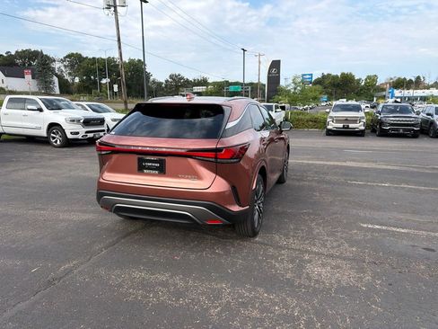 Used 2025 Lexus RX 350 w/ Convenience Package AWD/4WD image 34