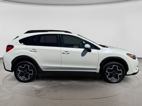 Used 2015 Subaru Crosstrek 2.0i Premium AWD/4WD image 6