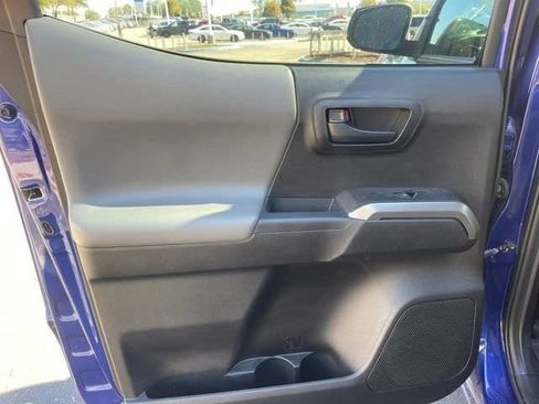 Used 2022 Toyota Tacoma SR5 image 21