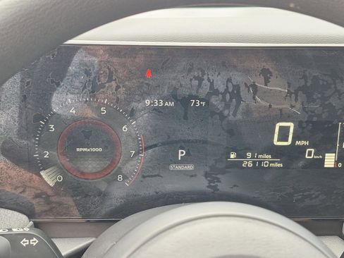 Certified 2025 Nissan Kicks SV FWD image 32