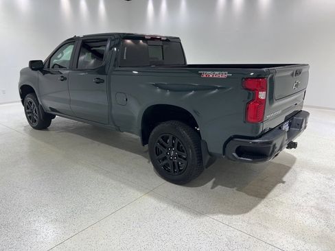 Used 2025 Chevrolet Silverado 1500 LT Trail Boss w/ Convenience Package II image 3
