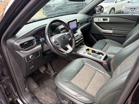 Used 2023 Ford Explorer Timberline w/ Timberline Technology Package AWD/4WD image 11
