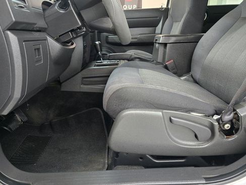 Used 2011 Dodge Nitro Heat RWD image 13