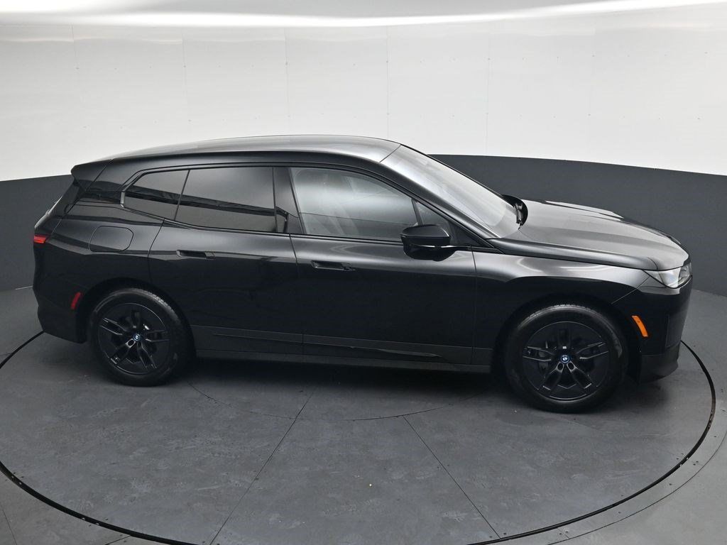 Used 2024 BMW iX xDrive50 w/ Convenience Package AWD/4WD image 22