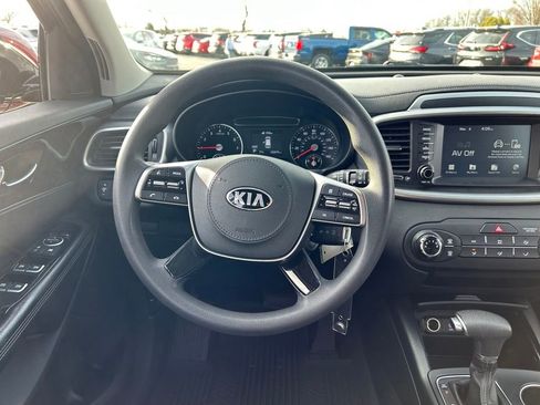 Used 2019 Kia Sorento LX image 10