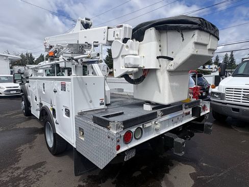 Used 2015 Ford F550 4x4 Regular Cab Super Duty w/ Power Equipment Group image 7