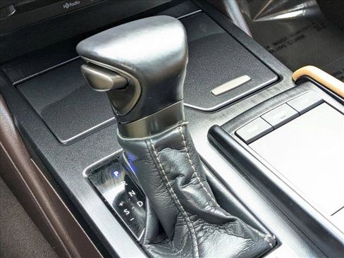 Used 2021 Lexus ES 300h w/ Premium Package image 13