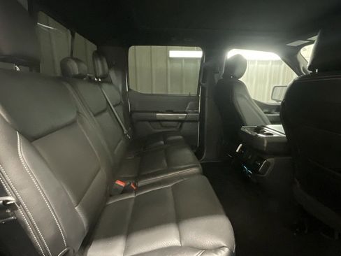 Used 2022 Ford F150 XLT w/ Equipment Group 302A High image 12