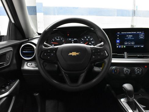 Used 2026 Chevrolet Trax LS w/ Driver Confidence Package FWD image 6