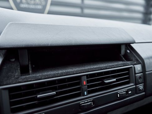 Used 2002 Mercedes-Benz SL 500 w/ SL2 Option Pkg image 67