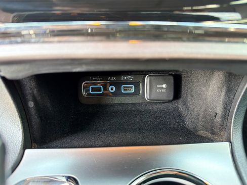 Used 2019 Jeep Grand Cherokee Limited X image 30