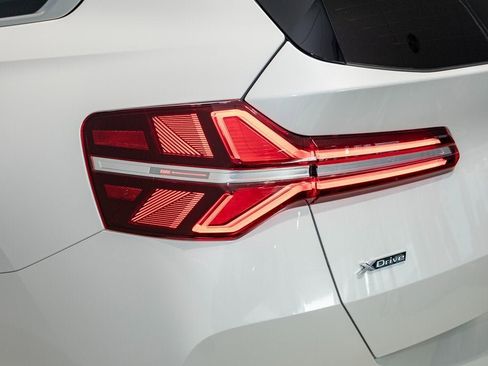 New 2026 BMW X3 xDrive30 w/ Premium Package image 9