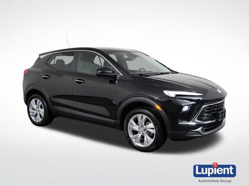 Used 2024 Buick Encore GX Preferred AWD/4WD image 1