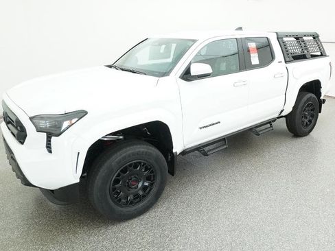 New 2025 Toyota Tacoma SR5 image 39