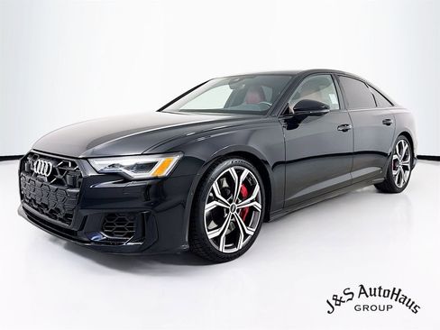 Used 2024 Audi S6 Premium Plus image 3